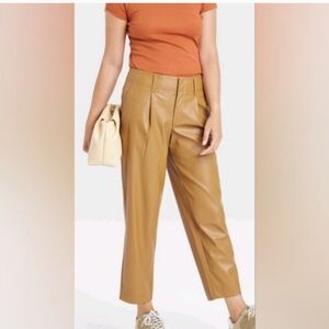 A New Day Faux‎ Leather Carmel .Straight Leg Pants New Size 8